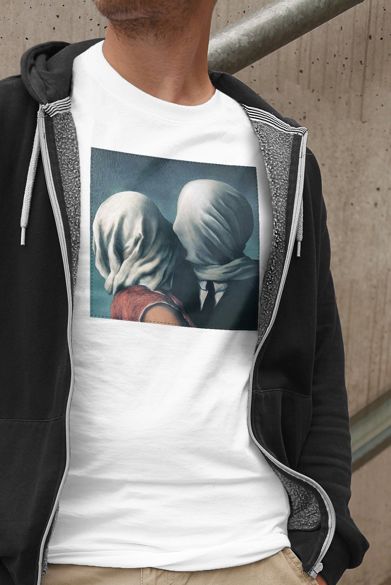 Koszulka z naszywką Kochankowie René Magritte