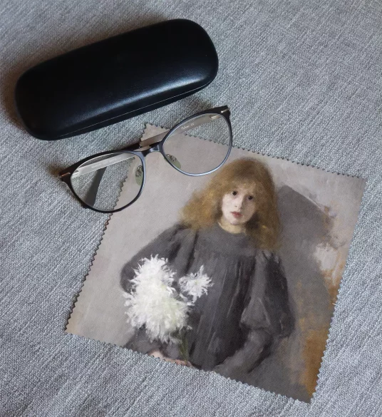 Ściereczka do okularów Dziewczyna z chryzantemami Olga Boznańska