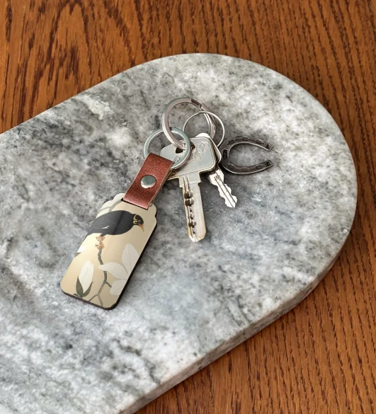 Brelok Wzgórze Myna na gałęzi magnolii Ohara Koson