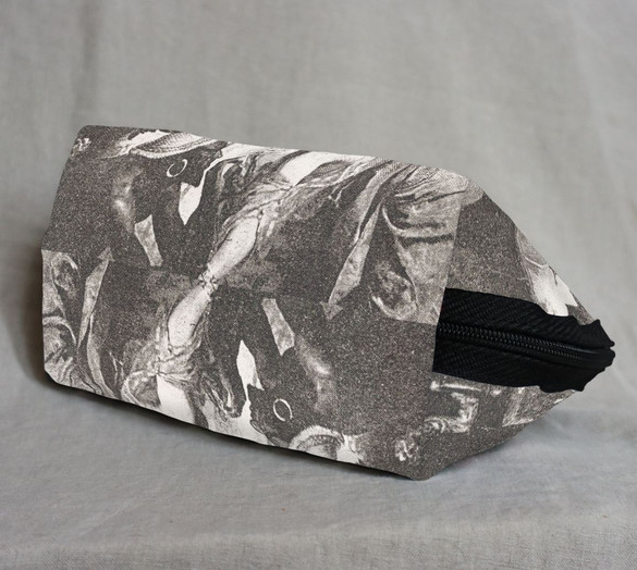 Kosmetyczka Sprzedaż amuletów Henryk Siemiradzki