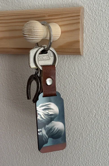 Brelok Kochankowie René Magritte