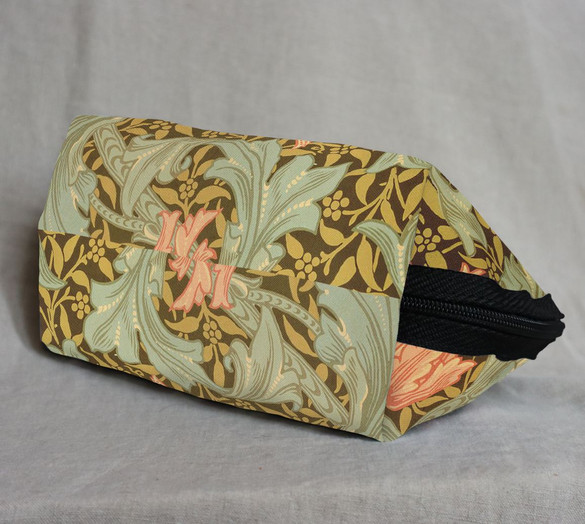 Kosmetyczka Single Stem William Morris