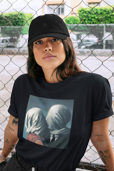 Koszulka z naszywką Kochankowie René Magritte