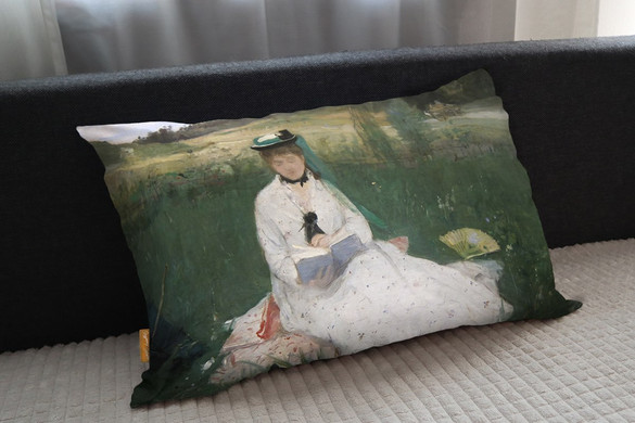 Poduszka Czytanie (portret Edmy Morisot) Berthe Morisot