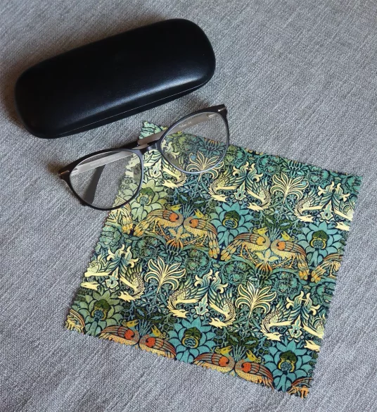 Ściereczka do okularów Paw i smok William Morris