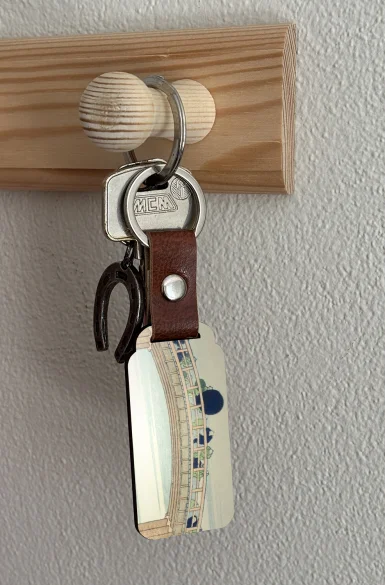 Brelok Pod mostem Mannen w Fukagawa Katsushika Hokusai