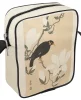 Wzgórze Myna na gałęzi magnolii