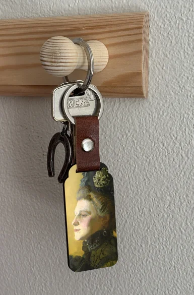 Brelok Portret żony artysty Jadwigi na żółtym tle Józef Mehoffer