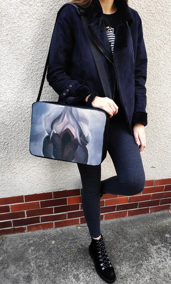 Torba na ramię Czarna Iris III Georgia O’Keeffe