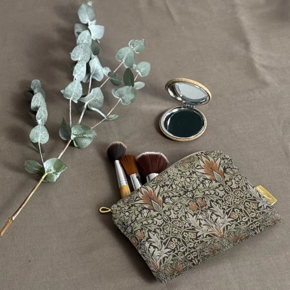 Kosmetyczka mini Główka węża William Morris