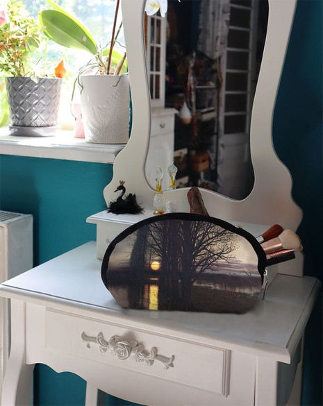 Kosmetyczka Wschód księżyca  Stanisław Masłowski 