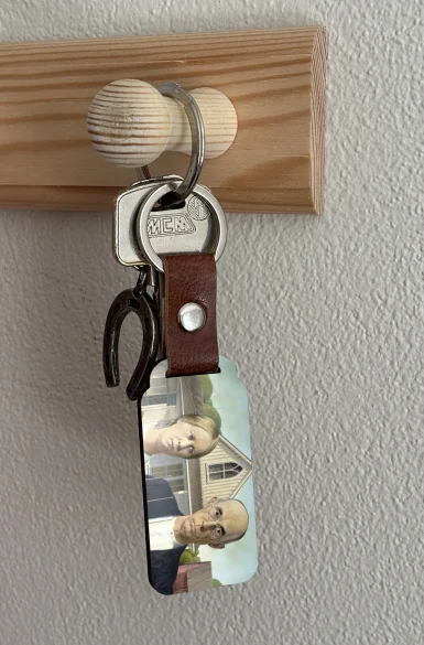 Brelok American Gothic Grant Wood