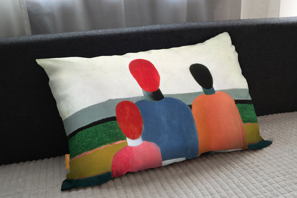 Poduszka Trzy postacie kobiece Kazimir Severinovich Malevich