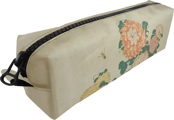 Piórnik Chryzantemy i pszczoła Katsushika Hokusai