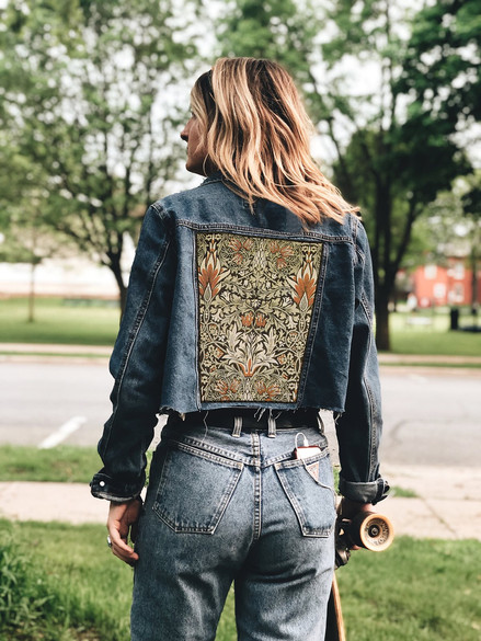 Ekran Główka węża William Morris