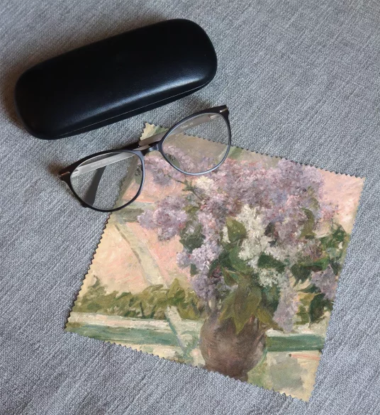 Ściereczka do okularów Bzy w oknie Mary Cassatt