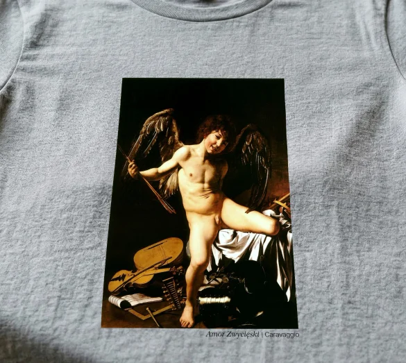 Koszulka z nadrukiem Amor Zwycięski Caravaggio