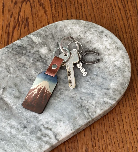 Brelok Ulewa pod szczytem Katsushika Hokusai