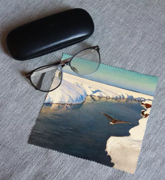 Ściereczka do okularów Pejzaż zimowy z rzeką i ptakiem Julian Fałat