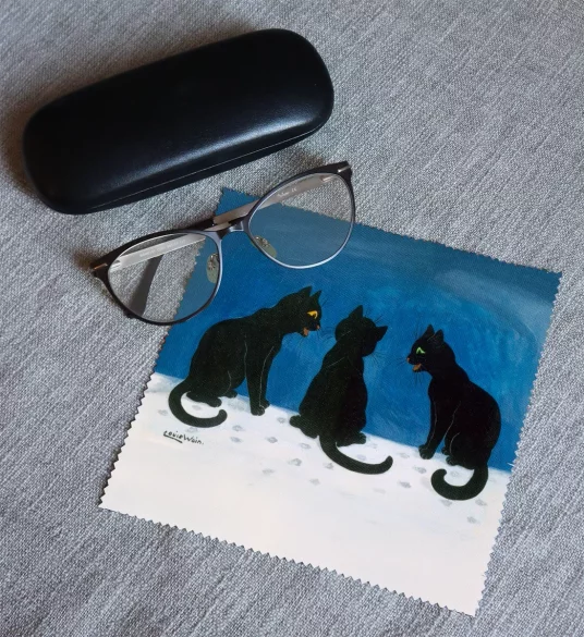 Ściereczka do okularów Czarne koty na śniegu Louis Wain