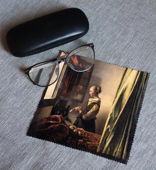 Ściereczka do okularów Dziewczyna czytająca list przy otwartym oknie Jan Vermeer