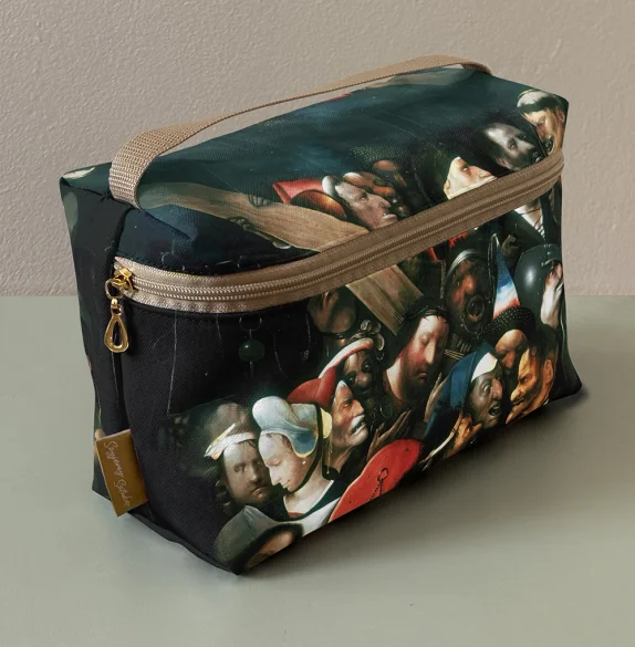 Kosmetyczka kuferek Chrystus dźwigający krzyż Hieronim Bosch