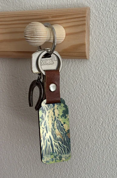 Brelok Wodospad Kirifuri na górze Kurokami w prowincji Shimotsuke Katsushika Hokusai