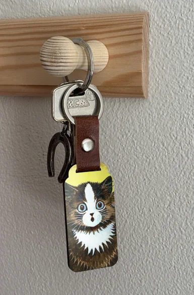 Brelok Kot w tęczy Louis Wain