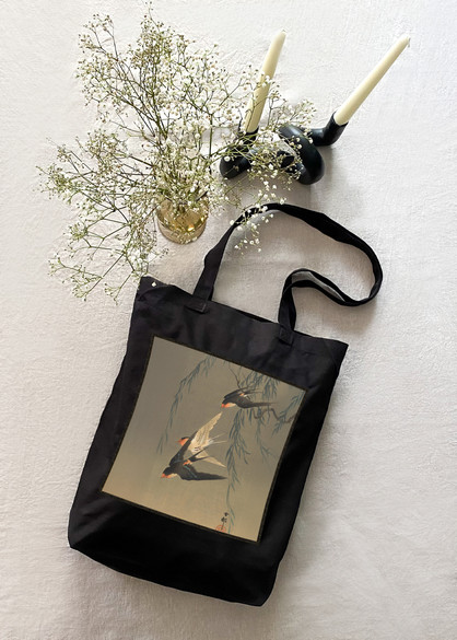 Torba z naszywką Trzy jaskółki rdzawoczerwone podczas nurkowania Ohara Koson