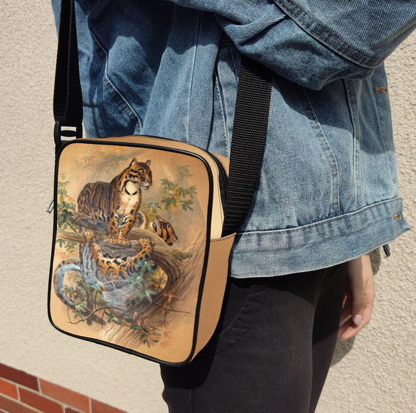 Listonoszka The Clouded Tiger Joseph Wolf