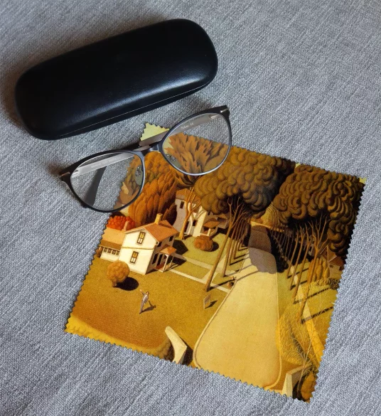 Ściereczka do okularów The Birthplace of Herbert Hoover Grant Wood