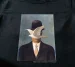 Koszulka z nadrukiem Mężczyzna w meloniku René Magritte