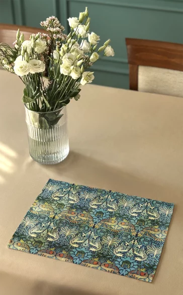 Podkładka na stół Paw i smok William Morris