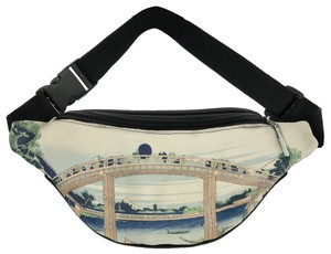 Nerka Pod mostem Mannen w Fukagawa Katsushika Hokusai