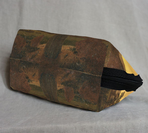 Kosmetyczka Kobieta na tle zachodzącego słońca Caspar David Friedrich