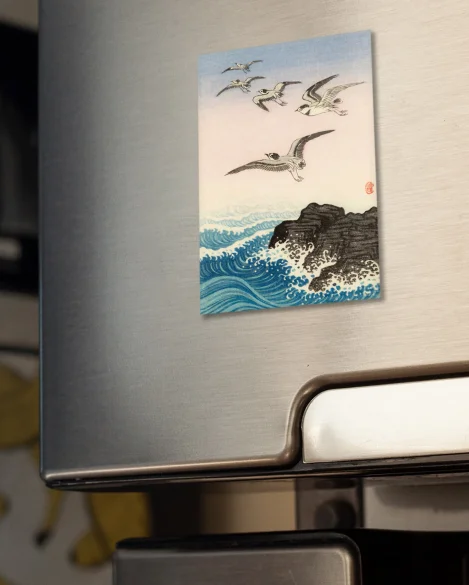 Magnes Pięć mew nad skałą w morzu Ohara Koson