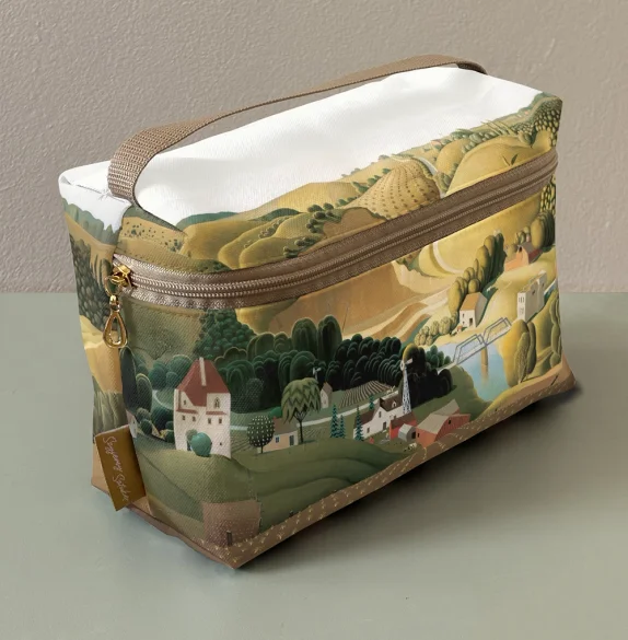Kosmetyczka kuferek Stone City Grant Wood
