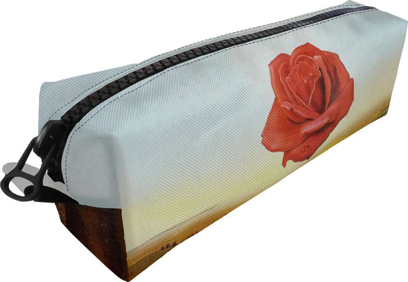 Piórnik Róża medytacyjna Salvador Dali