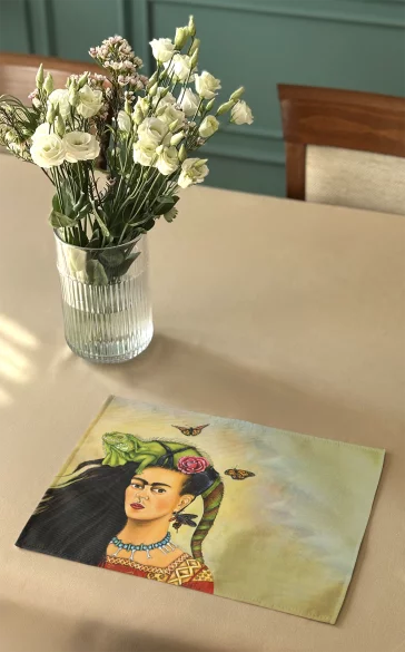 Podkładka na stół Frida z legwanem – portret inspirowany Fridą Kahlo