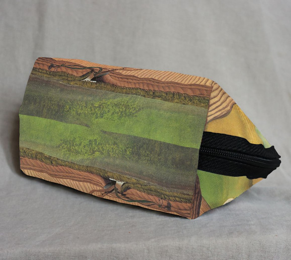 Kosmetyczka Fall Plowing Grant Wood