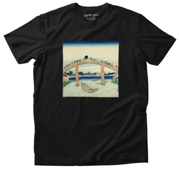 Koszulka z naszywką Pod mostem Mannen w Fukagawa Katsushika Hokusai