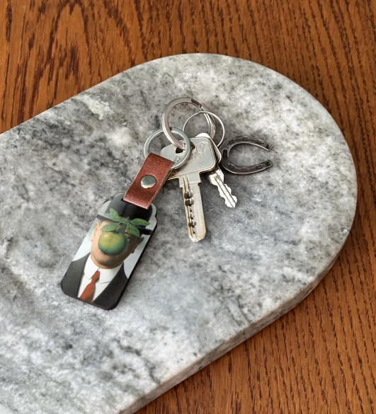 Brelok Syn człowieczy René Magritte