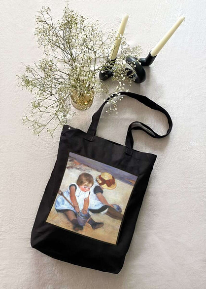 Torba z naszywką Dziewczynki bawiące się na plaży Mary Cassatt