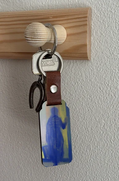 Brelok Alte Frau beim Betreten von Schloss Pretzfeld (Stara kobieta wchodząca do zamku Pretzfeld) Curt Herrmann