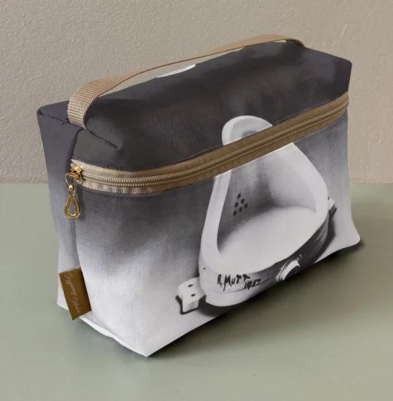 Kosmetyczka kuferek Fontanna Marcel Duchamp